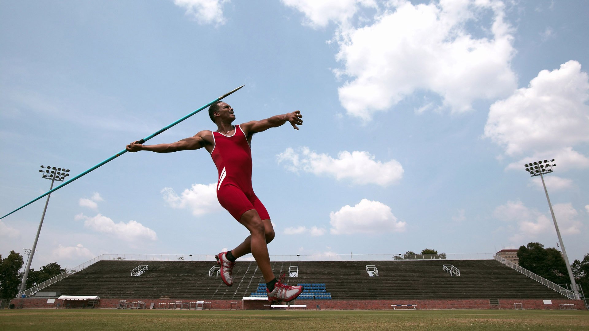 赛道专用轮胎:提升操控与速度的关键,赛道用什么轮胎